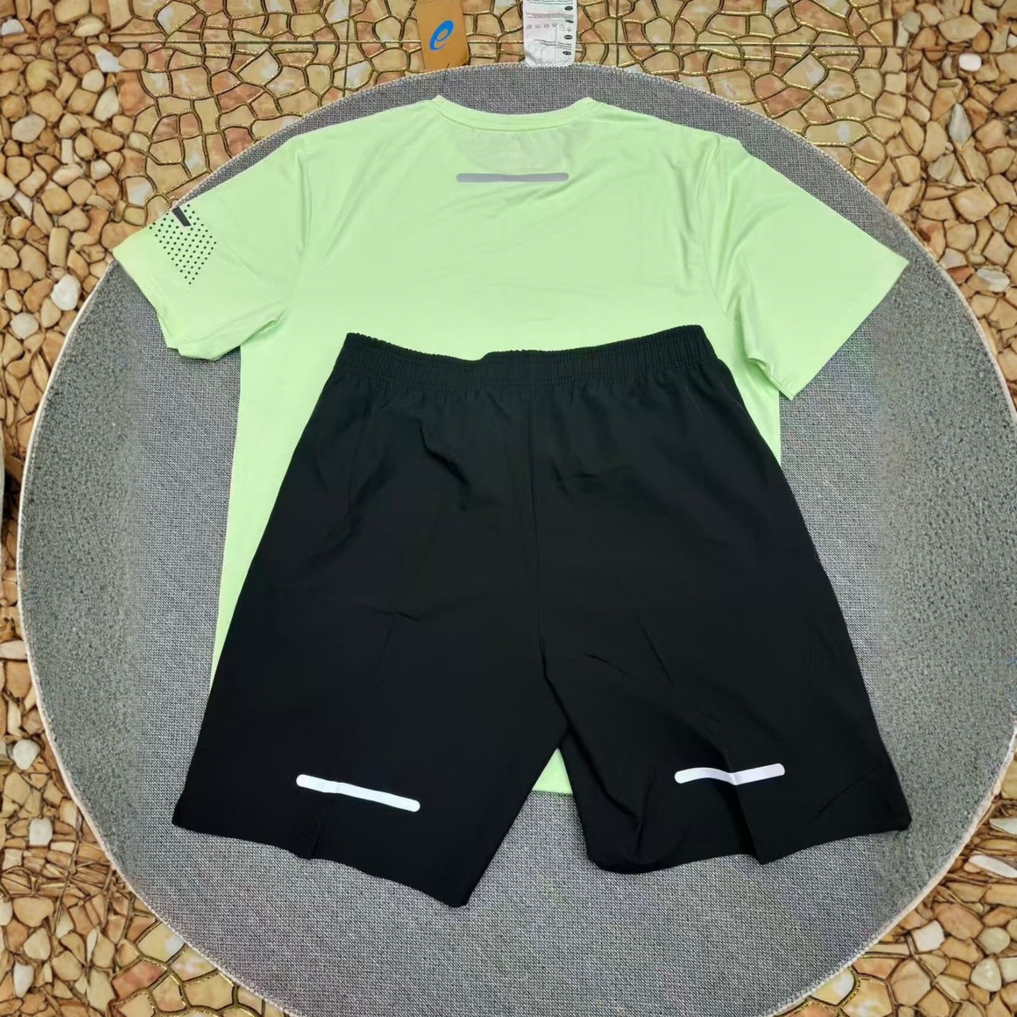 Ensemble ASICS