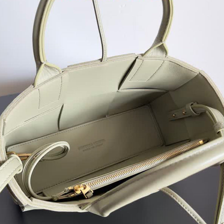 Cabas en Cuir Arco BOTTEGA VENETA