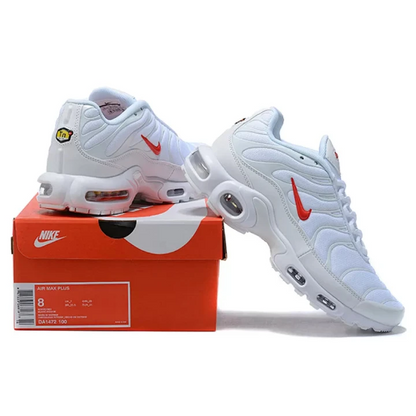 NIKE Air Max Plus X Supreme