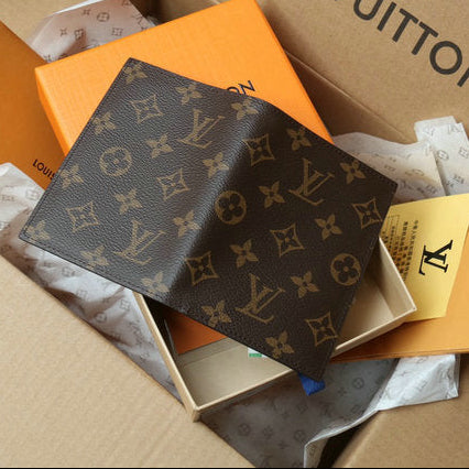 Couverture Passeport LOUIS VUITTON