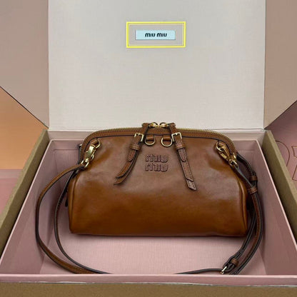 Pochette en Cuir MIU MIU