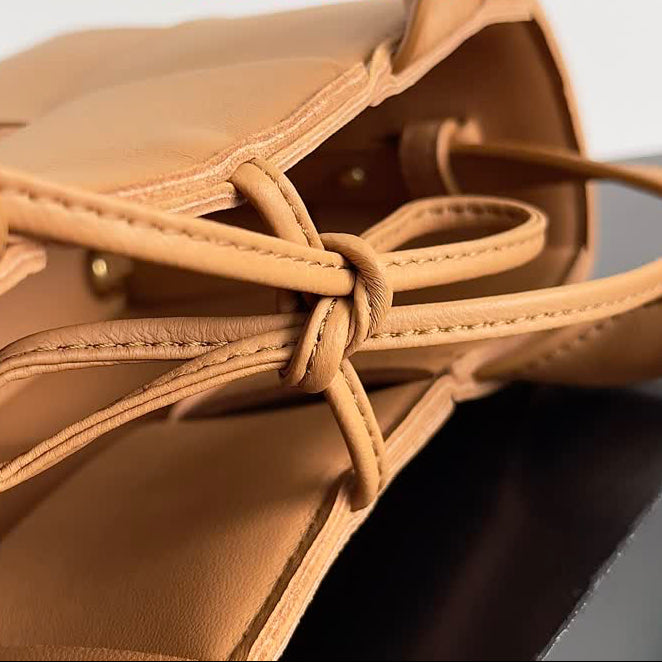 Sac Mini Fourre-Tout en Cuir BOTTEGA VENETA