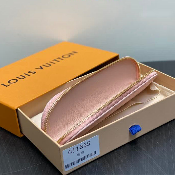 Trousse Charlotte LOUIS VUITTON