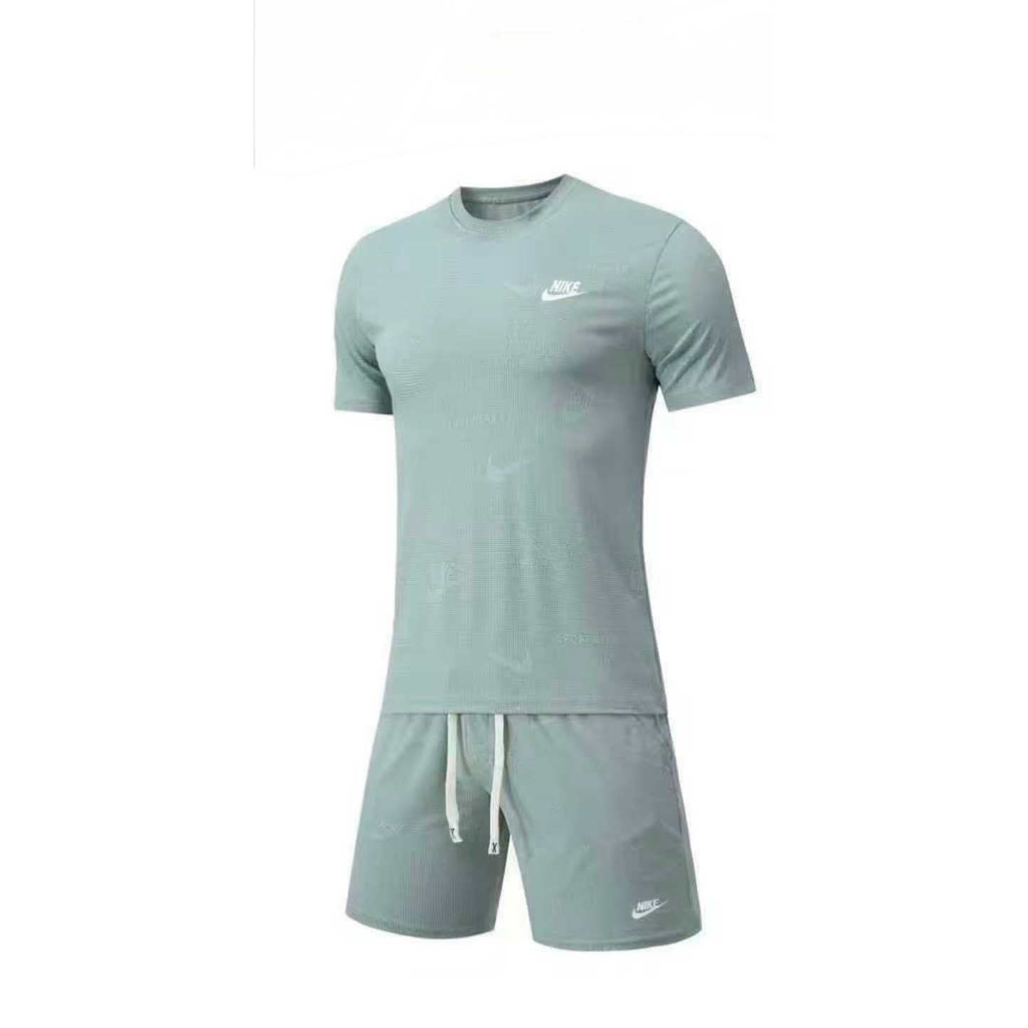 Ensemble NIKE