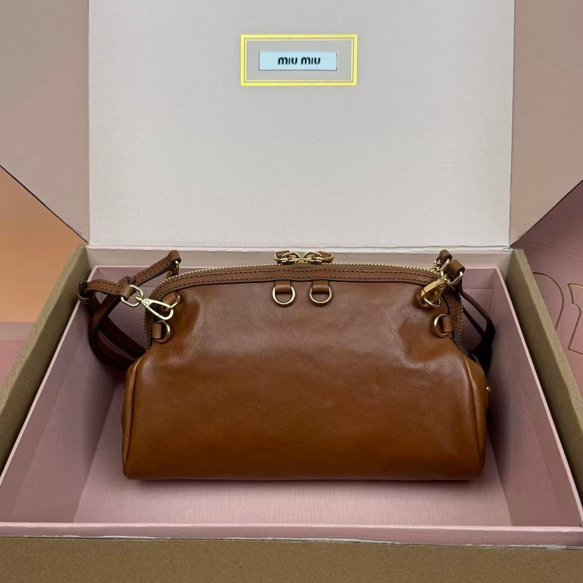 Pochette en Cuir MIU MIU