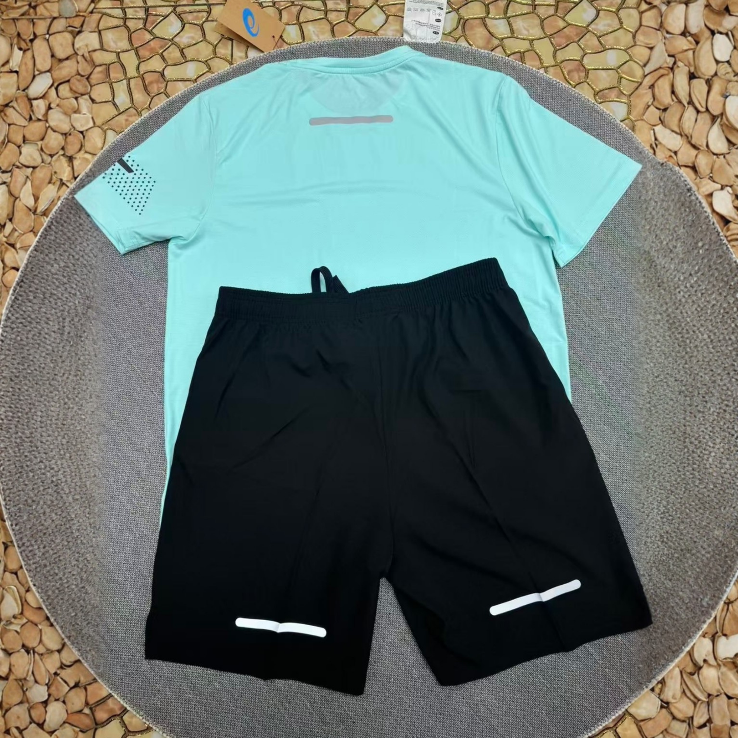 Ensemble ASICS
