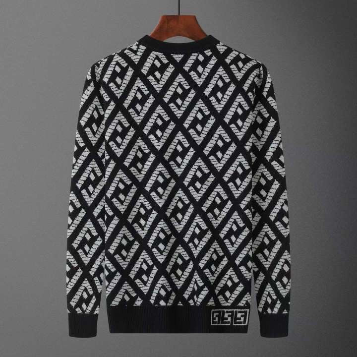 Pull Fendi