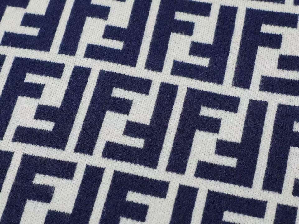 Pull Fendi