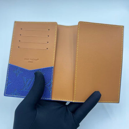 Couverture Passeport LOUIS VUITTON