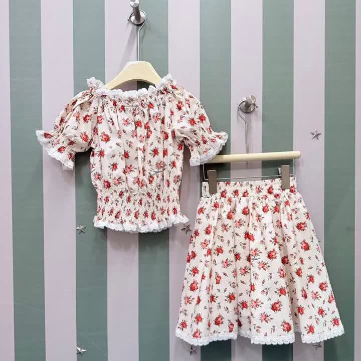 Ensemble Jupe DOLCE GABBANA
