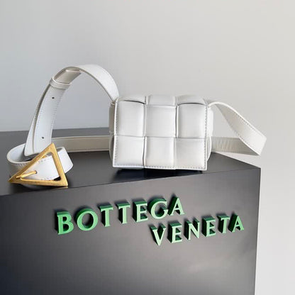 Sac Cassette padded Mini BOTTEGA VENETA