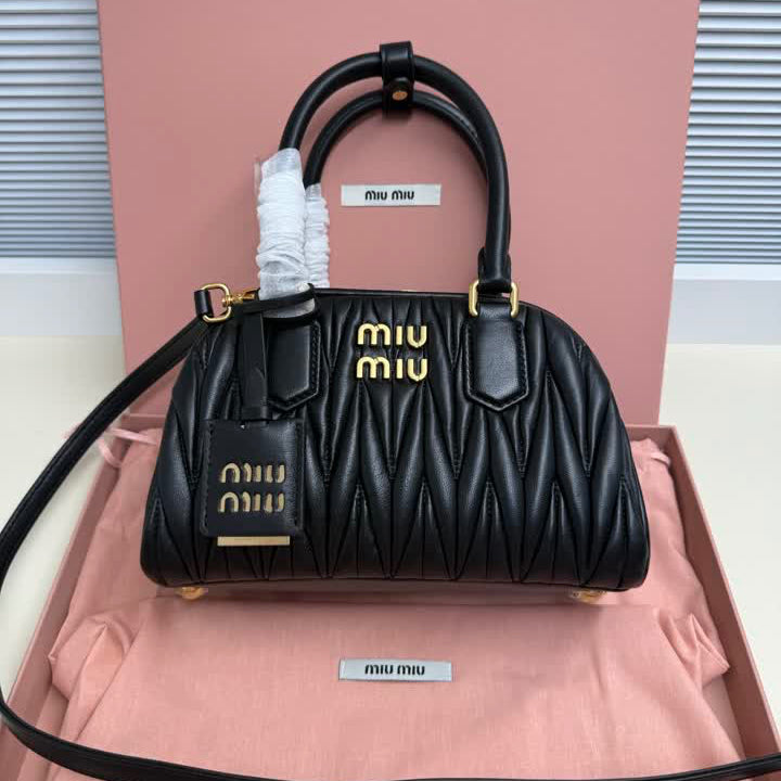 Sac en Cuir Arcadie MIU MIU