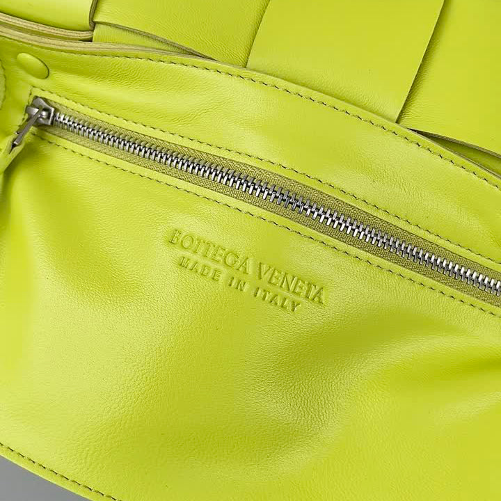 Sac Cassette Padded BOTTEGA VENETA