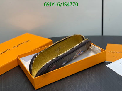 Trousse Charlotte LOUIS VUITTON