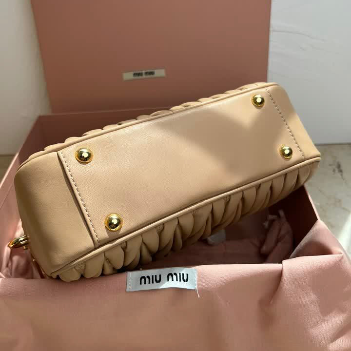 Sac en Cuir Arcadie MIU MIU