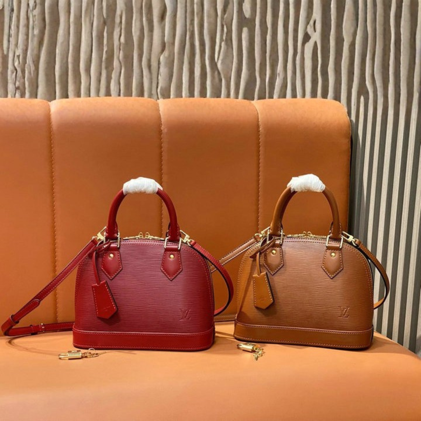 Sac Alma BB Cuir LOUIS VUITTON